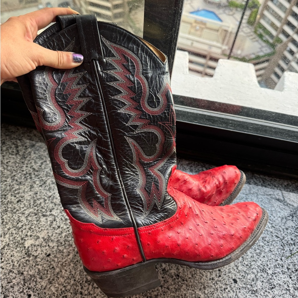TONY LAMA RED VINTAGE OSTRICH QUILL SKIN LEATHER BOOTS